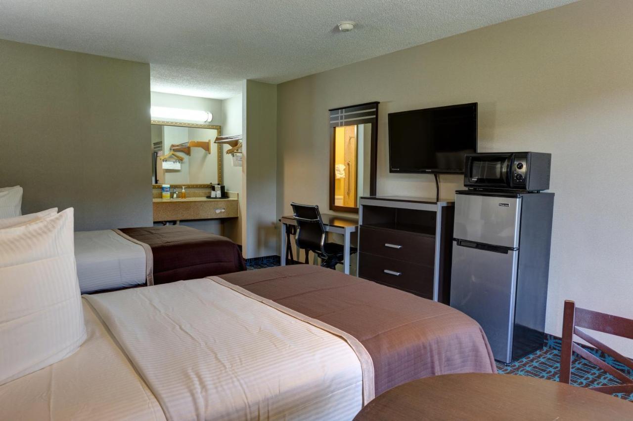 Deluxe Inn - Fayetteville I-95 Zewnętrze zdjęcie