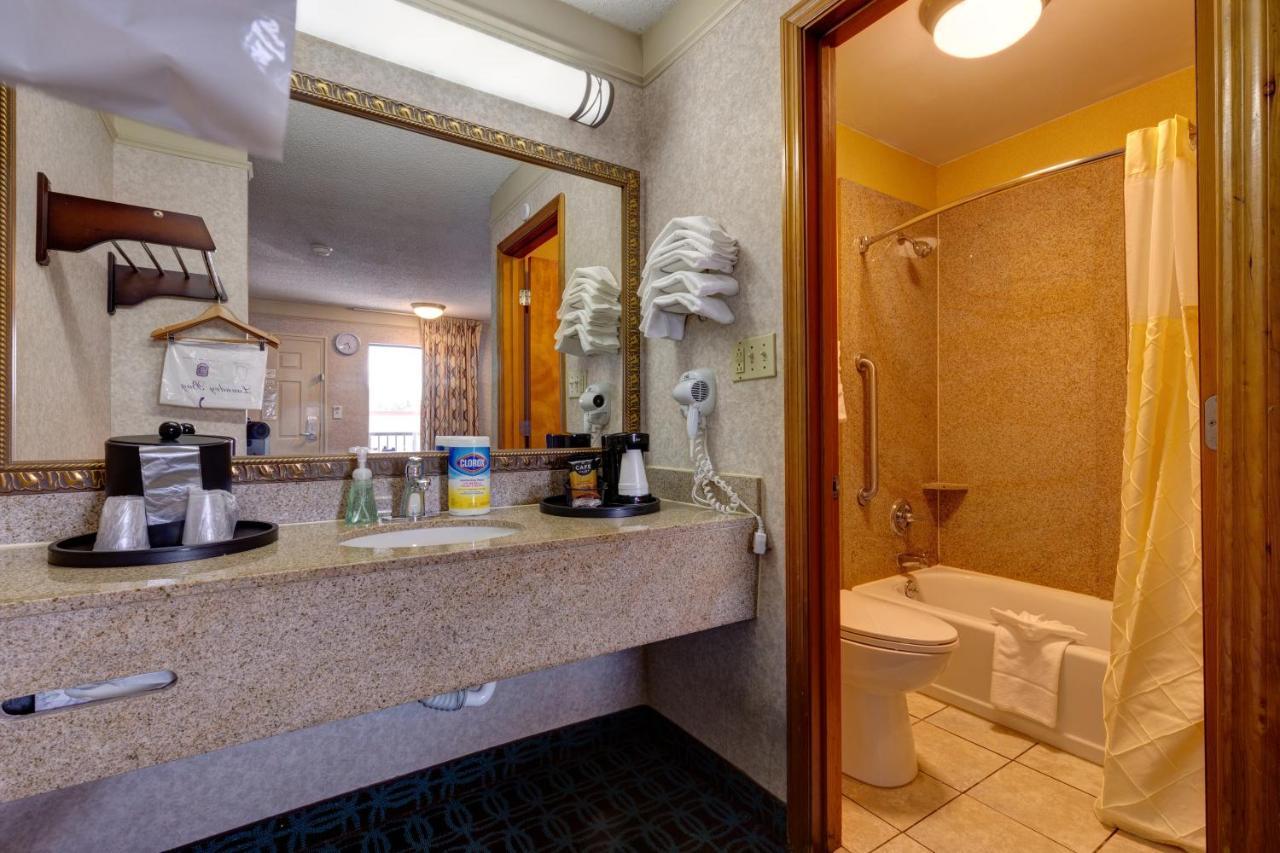 Deluxe Inn - Fayetteville I-95 Zewnętrze zdjęcie