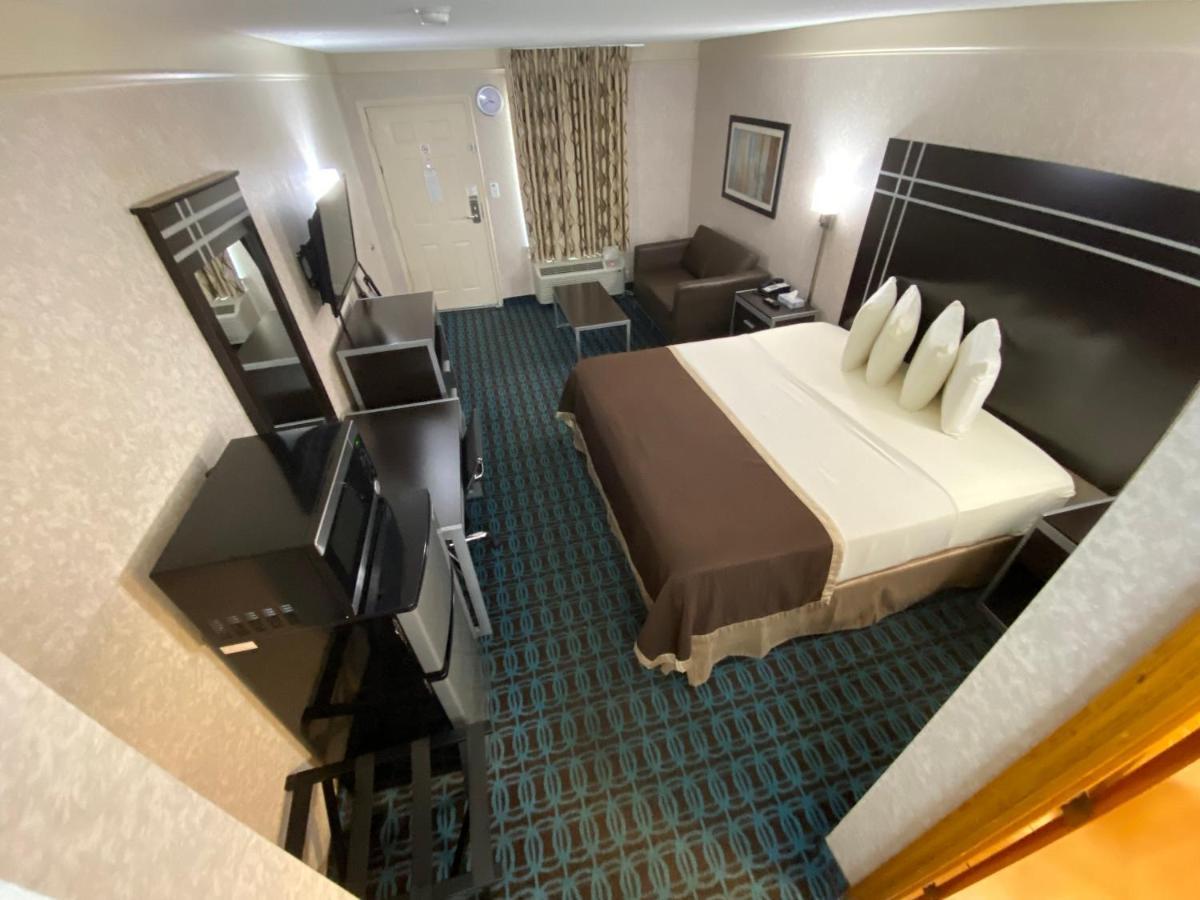 Deluxe Inn - Fayetteville I-95 Zewnętrze zdjęcie