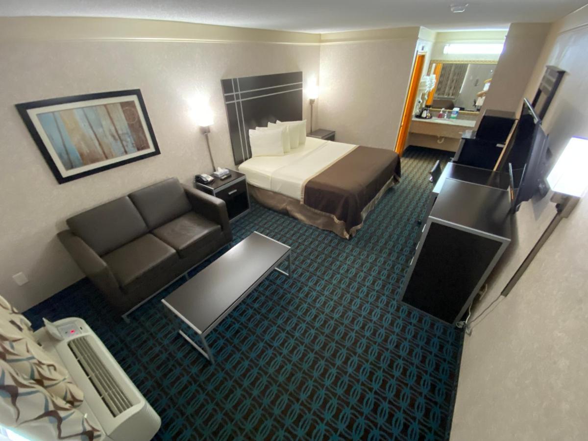 Deluxe Inn - Fayetteville I-95 Zewnętrze zdjęcie