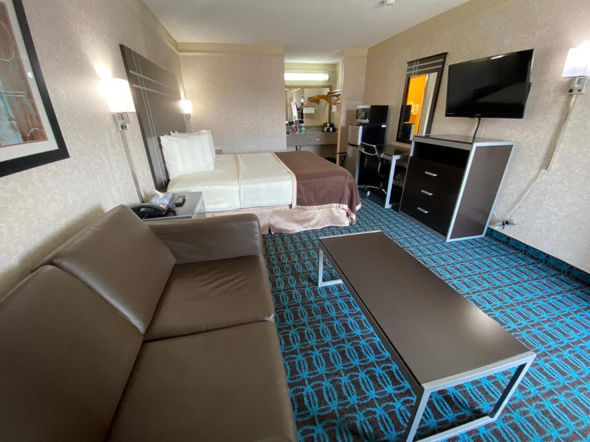Deluxe Inn - Fayetteville I-95 Zewnętrze zdjęcie