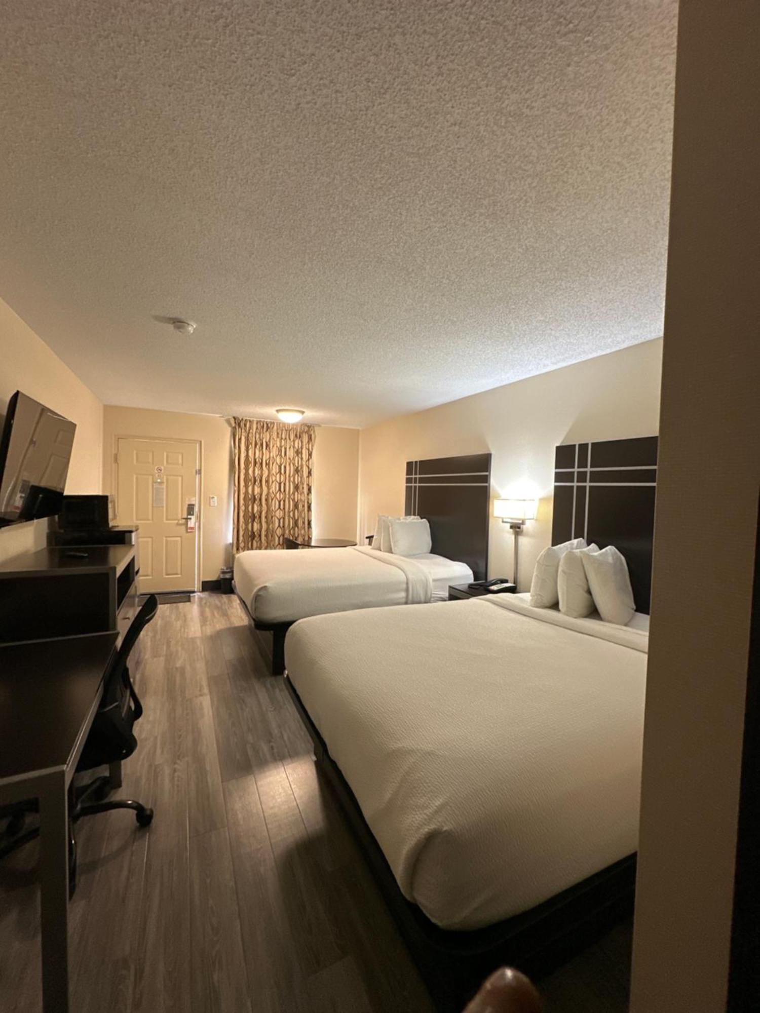 Deluxe Inn - Fayetteville I-95 Zewnętrze zdjęcie