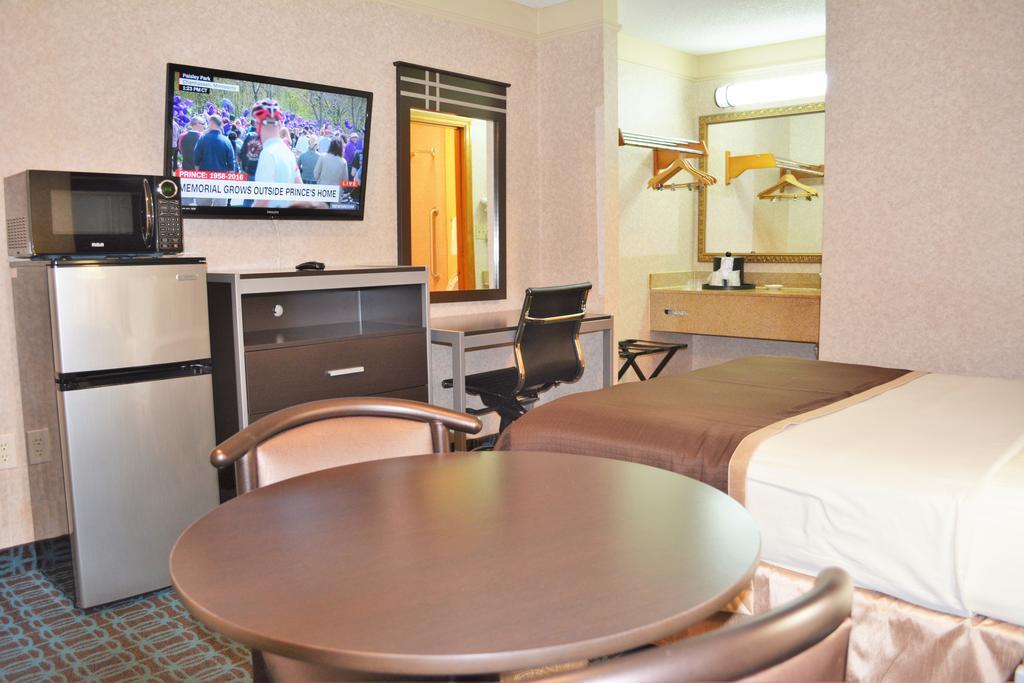 Deluxe Inn - Fayetteville I-95 Zewnętrze zdjęcie